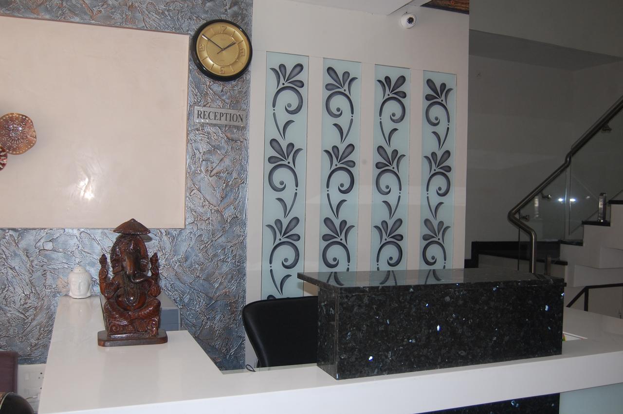Oyo 8022 Hotel Sunil Inn Rāipur Zewnętrze zdjęcie
